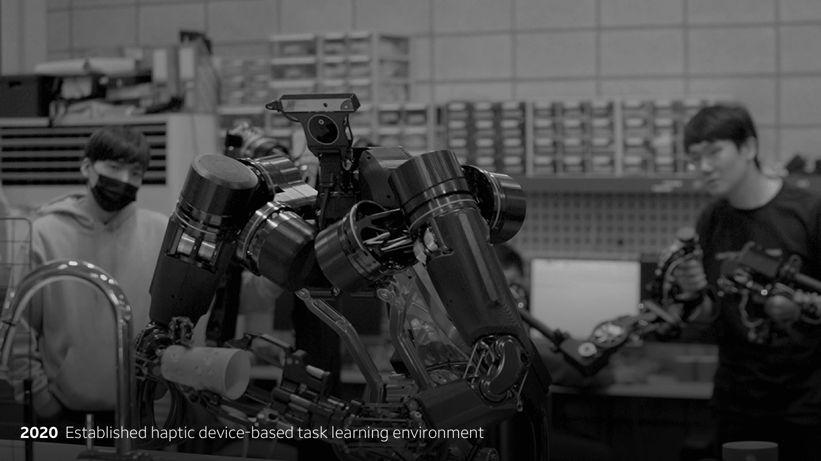 2020 Established haptic device-based task learning environment